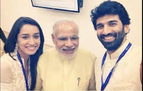 Celebs go on selfie spree with Modi