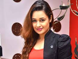 Yuvika Chaudhary in Shaukeen