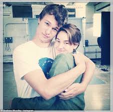 Ansel Elgort Shailene Woodley